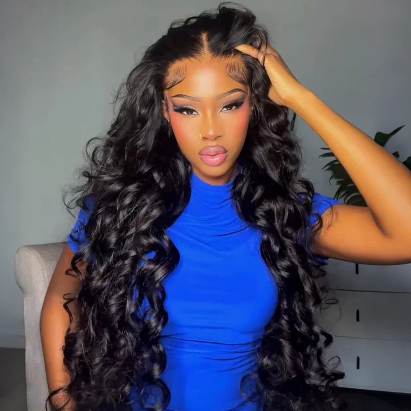 Loose_wave_natural_color_13x4_wig_model